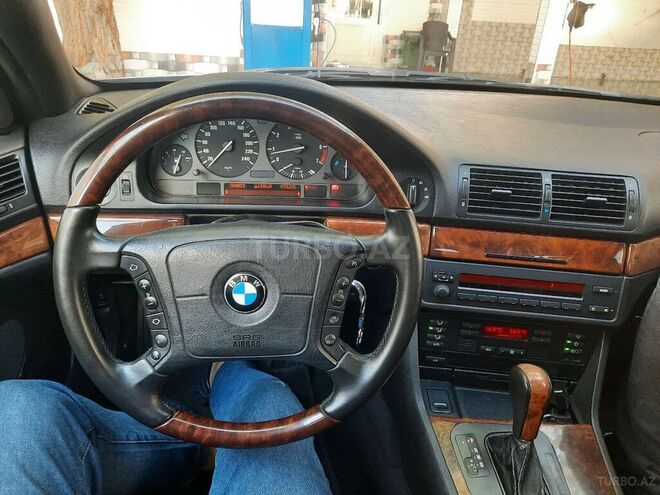 BMW 528 1999, 350,000 km - 2.8 л - Bakı
