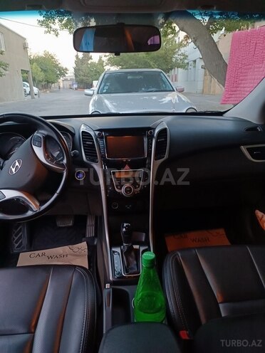 Hyundai i30 2015, 83,300 km - 1.6 l - Bakı