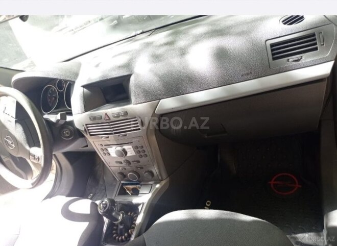 Opel Astra 2007, 200,000 km - 1.3 л - Bakı