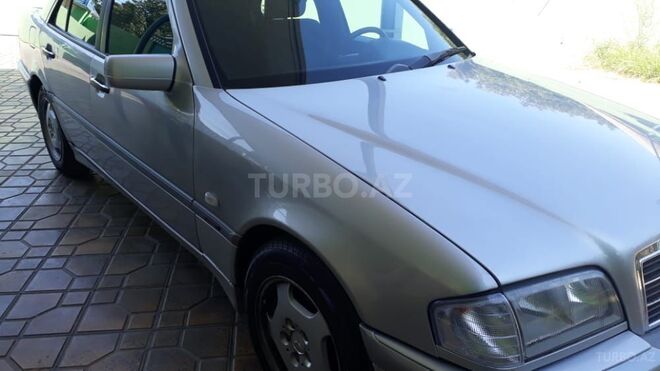 Mercedes C 180 1999, 218,000 km - 1.8 л - Ağcabədi