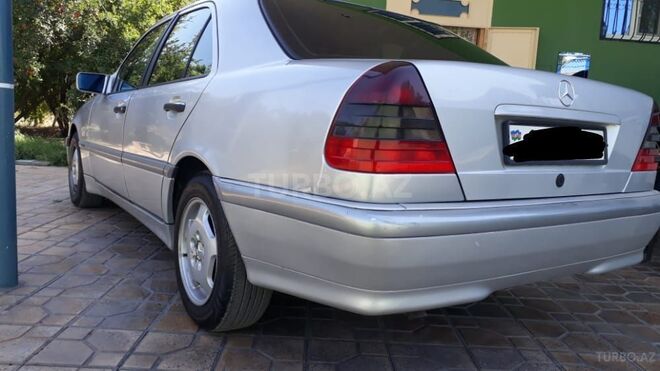 Mercedes C 180 1999, 218,000 km - 1.8 л - Ağcabədi