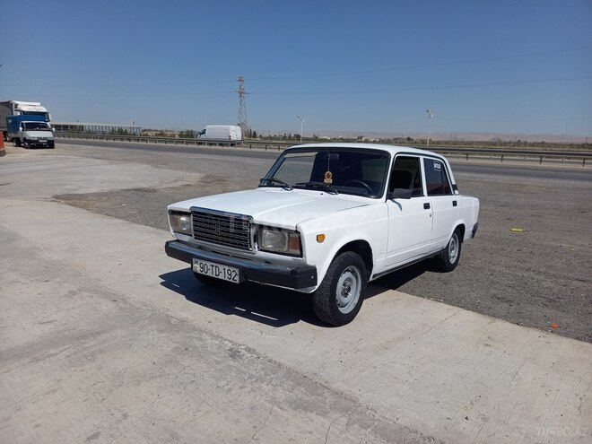 LADA (VAZ) 2107 1997, 256,000 km - 1.6 л - Sabirabad