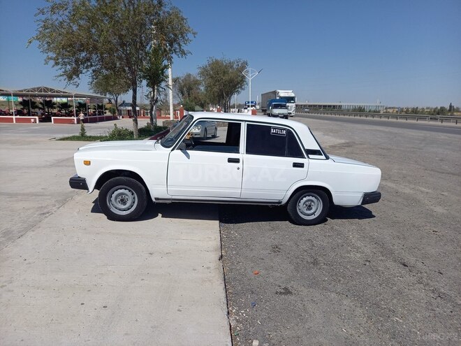 LADA (VAZ) 2107 1997, 256,000 km - 1.6 л - Sabirabad