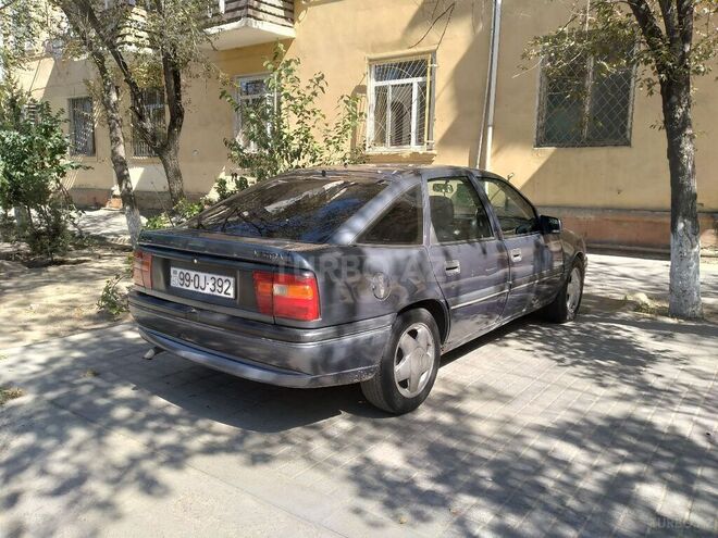 Opel Vectra 1995, 286,000 km - 1.8 l - Sumqayıt