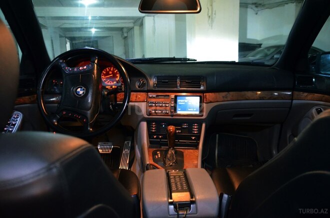 BMW 528 2000, 171,000 km - 2.8 л - Bakı