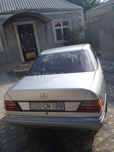 Mercedes E 250 1990, 800,000 km - 2.5 l - Bakı