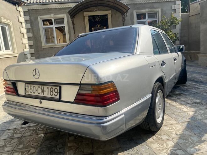Mercedes E 250 1990, 800,000 km - 2.5 l - Bakı