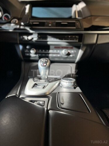 BMW M5 2015, 100,000 km - 4.4 l - Bakı