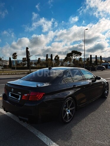 BMW M5 2015, 100,000 km - 4.4 l - Bakı