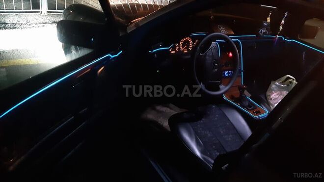 Mercedes E 200 1998, 400,000 km - 2.0 л - Balakən