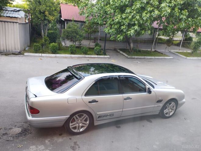 Mercedes E 200 1998, 400,000 km - 2.0 л - Balakən