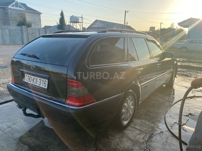 Mercedes C 220 1998, 250,000 km - 2.2 л - Sabirabad