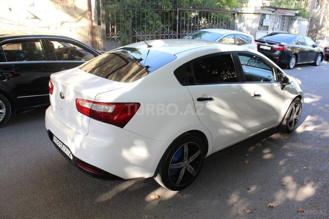 Kia Rio 2010, 171,000 km - 1.4 л - Bakı