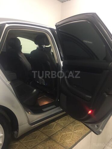 Audi A4 2006, 298,211 km - 2.0 l - Bakı