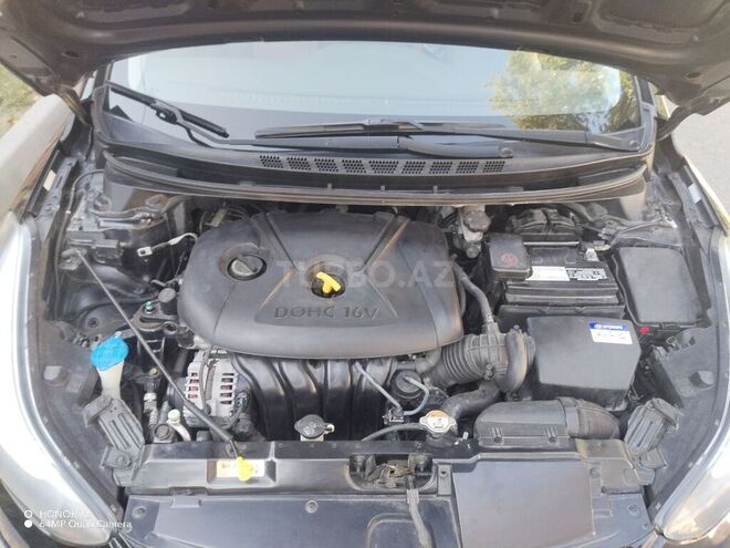 Hyundai Elantra 2015, 96,600 km - 1.8 l - Şəmkir