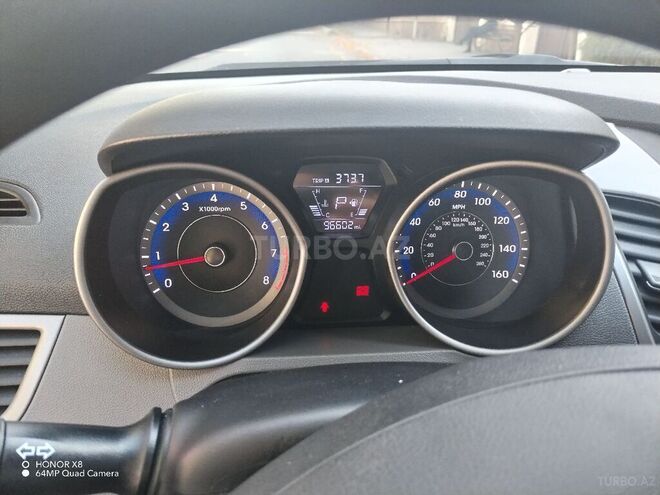 Hyundai Elantra 2015, 96,600 km - 1.8 l - Şəmkir