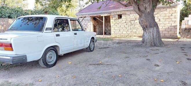 LADA (VAZ) 2107 2005, 28,638 km - 1.6 l - Şirvan