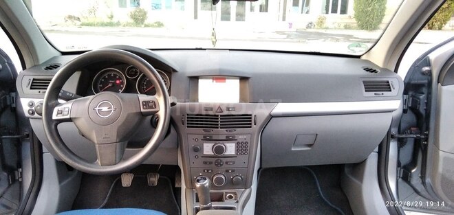 Opel Astra 2005, 200,000 km - 1.4 л - Göyçay