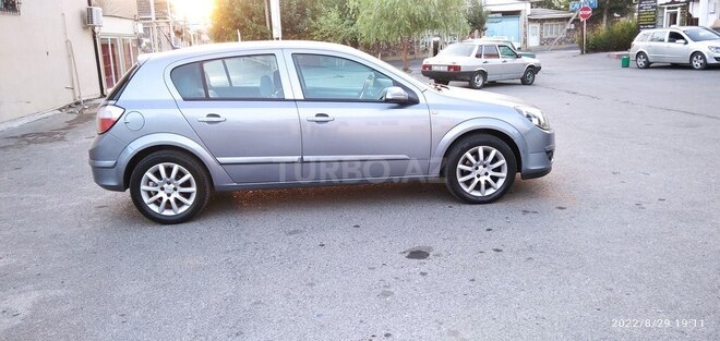 Opel Astra 2005, 200,000 km - 1.4 л - Göyçay