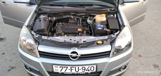 Opel Astra 2005, 200,000 km - 1.4 л - Göyçay