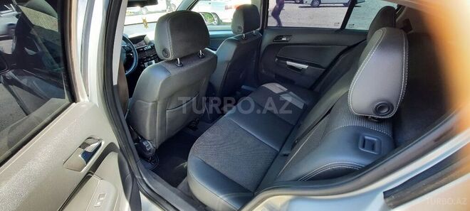 Opel Astra 2010, 266,700 km - 1.3 l - Bərdə