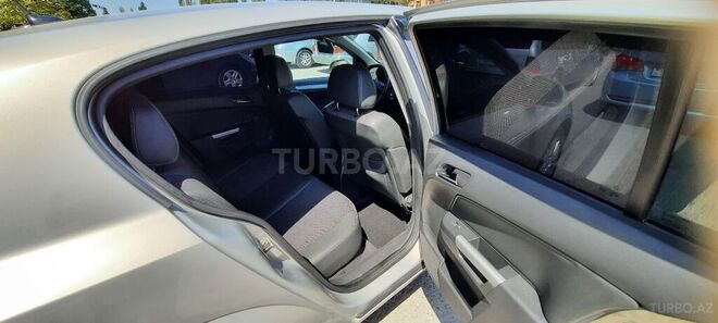 Opel Astra 2010, 266,700 km - 1.3 l - Bərdə