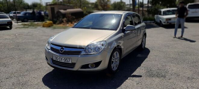 Opel Astra 2010, 266,700 km - 1.3 l - Bərdə