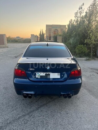 BMW 525 2005, 290,000 km - 2.5 l - Bakı