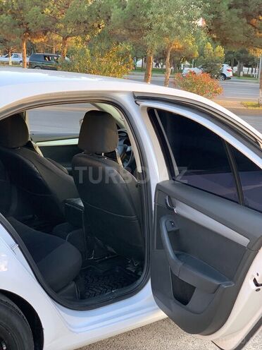 Skoda Octavia 2013, 258,000 km - 1.2 л - Sumqayıt
