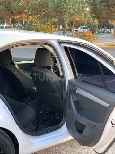 Skoda Octavia 2013, 258,000 km - 1.2 л - Sumqayıt