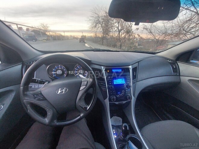 Hyundai Sonata 2011, 263,932 km - 2.0 l - Tovuz