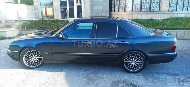Mercedes E 240 1998, 357,000 km - 2.4 l - Bakı