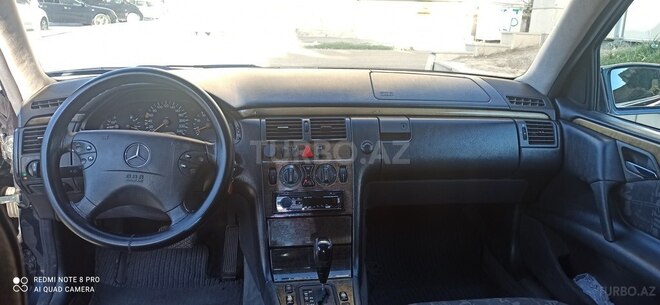 Mercedes E 240 1998, 357,000 km - 2.4 l - Bakı