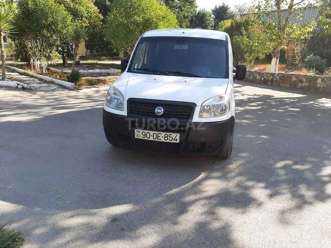 Fiat Doblo 2009, 261,566 km - 1.3 l - Bakı