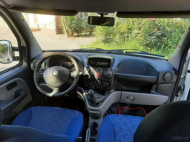 Fiat Doblo 2009, 261,566 km - 1.3 l - Bakı