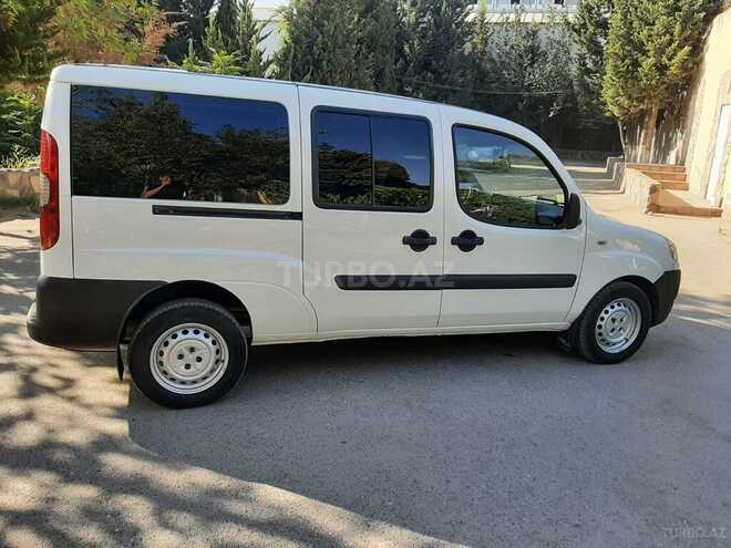 Fiat Doblo 2009, 261,566 km - 1.3 l - Bakı