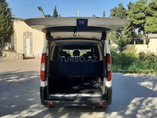 Fiat Doblo 2009, 261,566 km - 1.3 l - Bakı