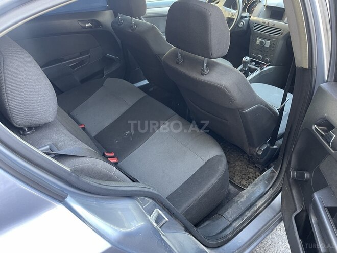 Opel Astra 2004, 30,000 km - 1.4 l - Bakı