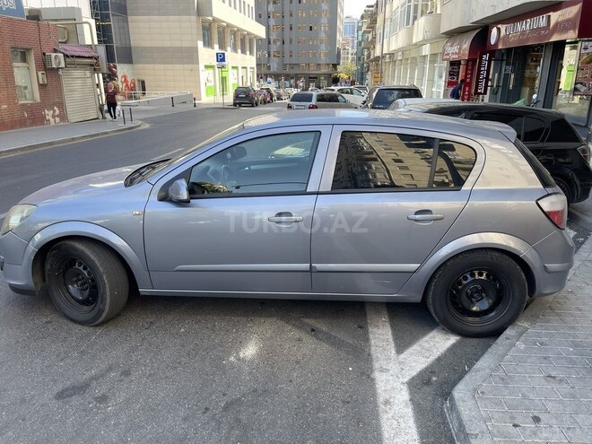 Opel Astra 2004, 30,000 km - 1.4 l - Bakı