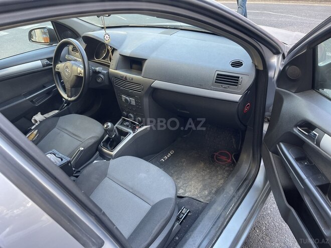 Opel Astra 2004, 30,000 km - 1.4 l - Bakı