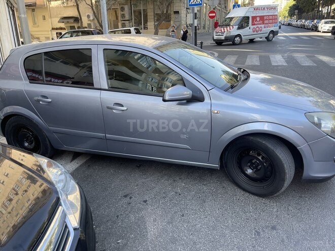 Opel Astra 2004, 30,000 km - 1.4 l - Bakı