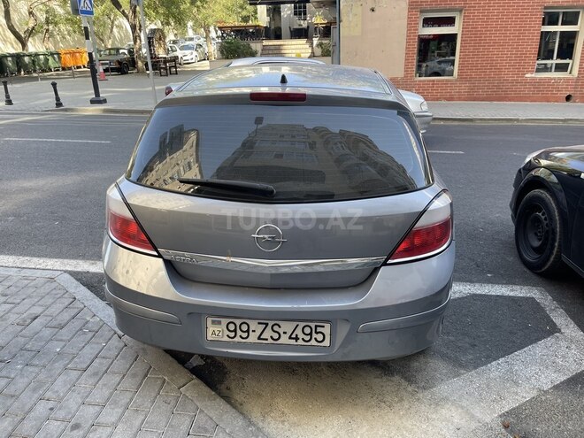 Opel Astra 2004, 30,000 km - 1.4 l - Bakı