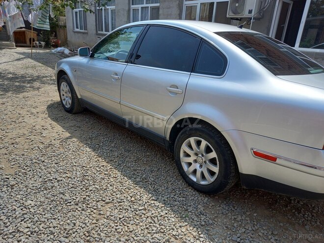 Volkswagen Passat 2002, 260,000 km - 1.8 l - Masallı