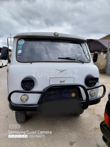 UAZ 452 1998, 200,000 km - 2.5 l - Xudat