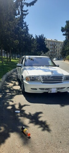 Mercedes C 230 2000, 311,200 km - 2.3 l - Bakı
