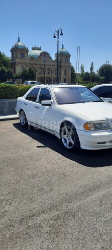 Mercedes C 230 2000, 311,200 km - 2.3 l - Bakı
