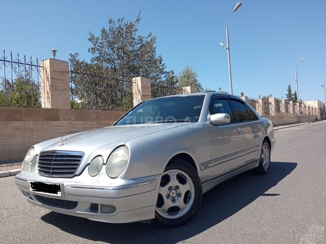 Mercedes E 220 2000, 356,000 km - 2.2 l - Bakı