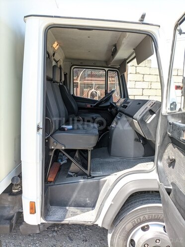 Mercedes Vario 2007, 411,000 km - 4.3 л - Saatlı