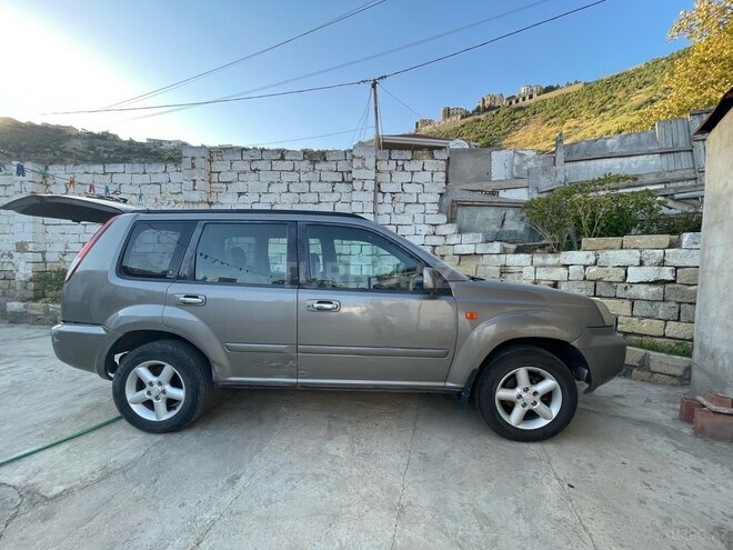Nissan X-Trail 2002, 277,000 km - 2.0 l - Bakı