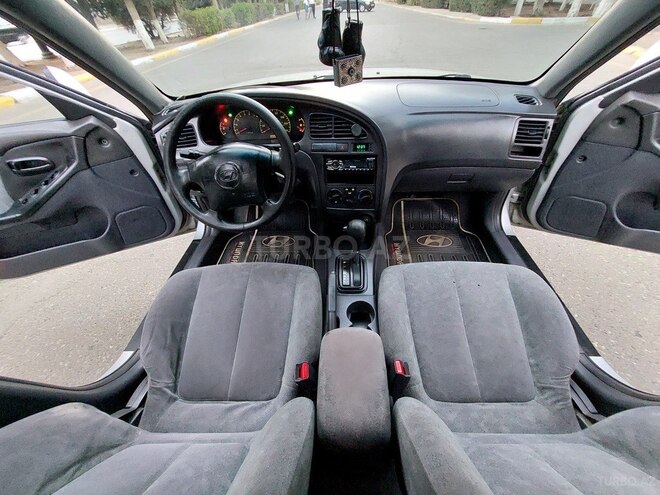 Hyundai Elantra 2002, 245,768 km - 2.0 l - Sumqayıt